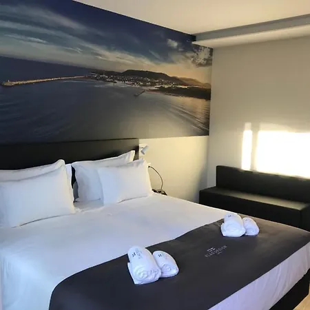 Flag Design מלון ויאנה דו קסטלו