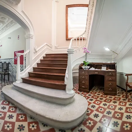 מלון Flag Design