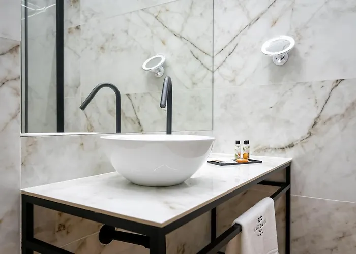 Flag Design Hotell 4*