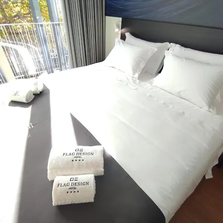 Hotel Flag Design 4*