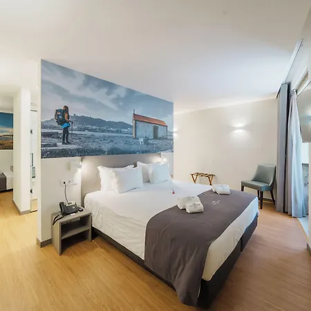 Hotel Flag Design 4*