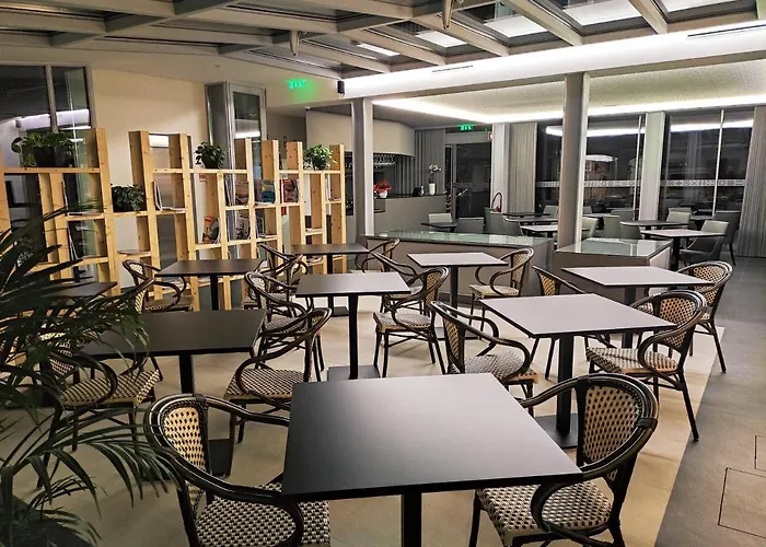 Flag Design Отель